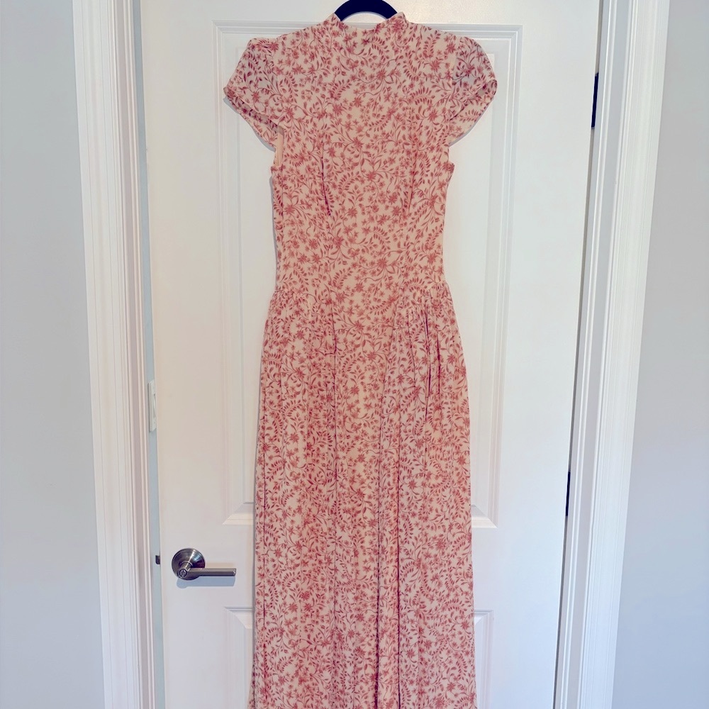 Reformation Maven Dress Pink - Size 6 Never worn. Waited too long to return